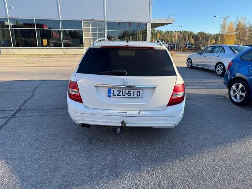 Mercedes-Benz C vaihtoauto