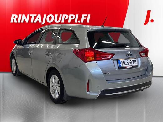 Toyota Auris vaihtoauto