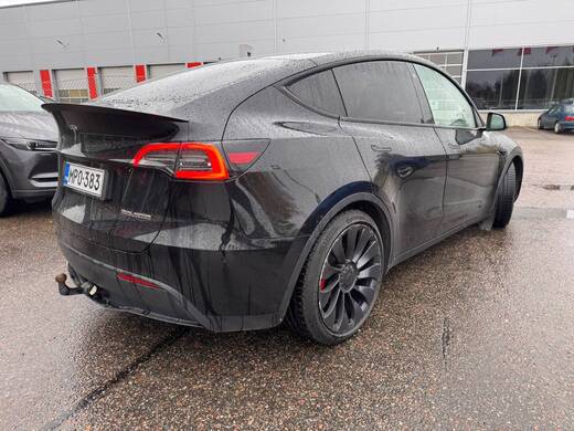 Tesla Model Y vaihtoauto