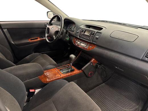 Toyota Camry vaihtoauto