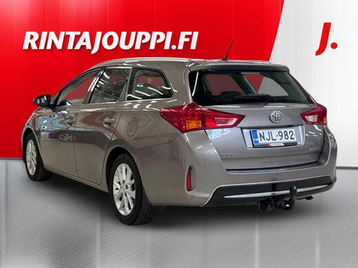 Toyota Auris vaihtoauto