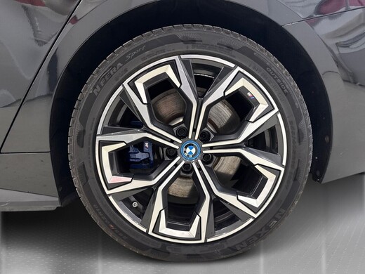 BMW i4 M50 vaihtoauto