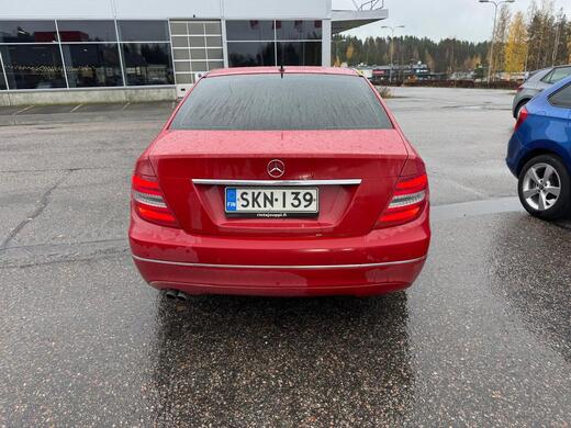 Mercedes-Benz C vaihtoauto