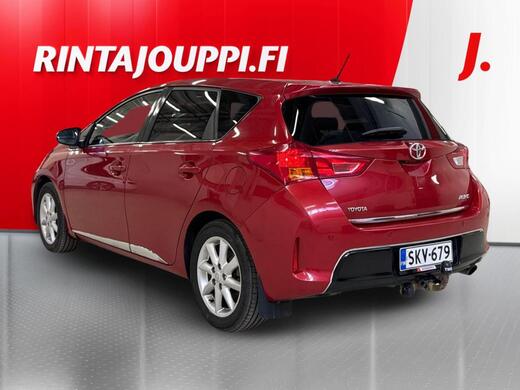 Toyota Auris vaihtoauto