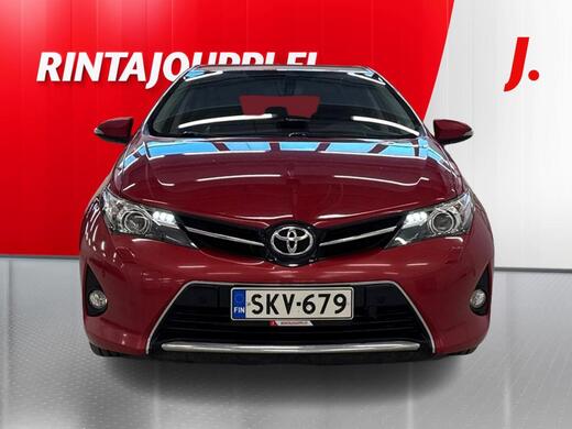 Toyota Auris vaihtoauto
