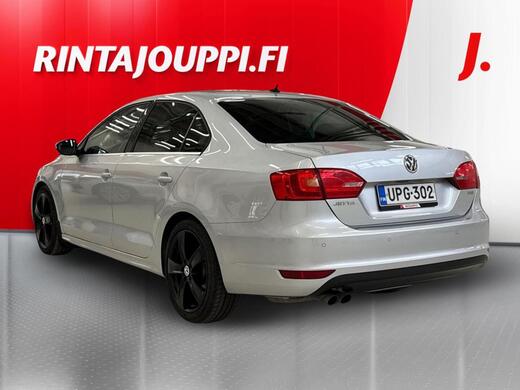 Volkswagen Jetta vaihtoauto