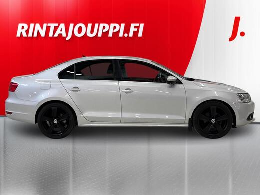 Volkswagen Jetta vaihtoauto