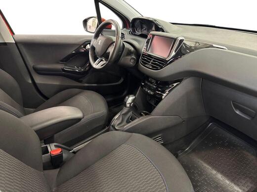 Peugeot 208 vaihtoauto