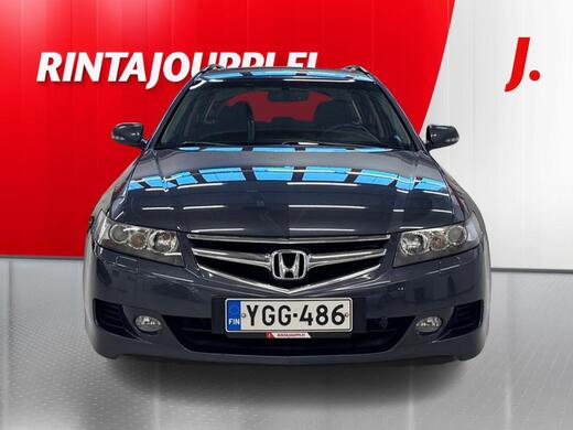 Honda Accord vaihtoauto
