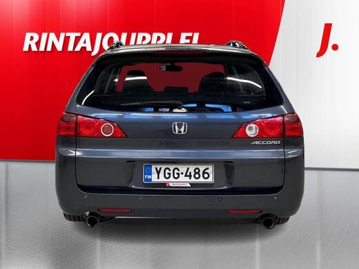 Honda Accord vaihtoauto
