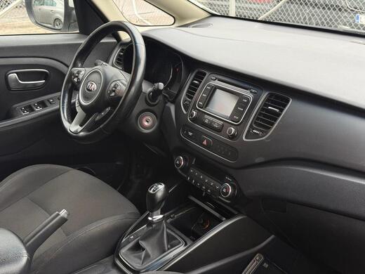 Kia Carens vaihtoauto