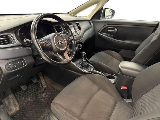 Kia Carens vaihtoauto