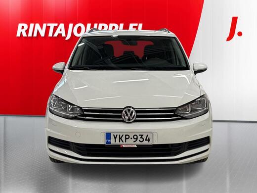 Volkswagen Touran vaihtoauto