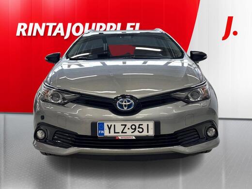 Toyota Auris vaihtoauto