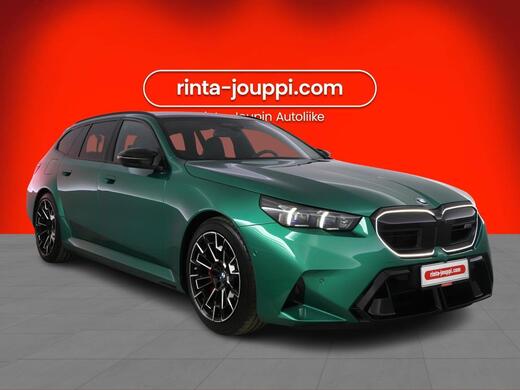 BMW M5 vaihtoauto