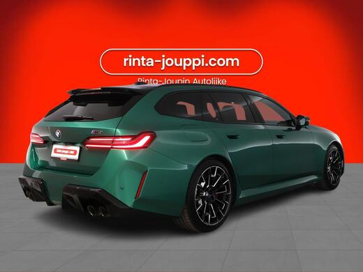 BMW M5 vaihtoauto