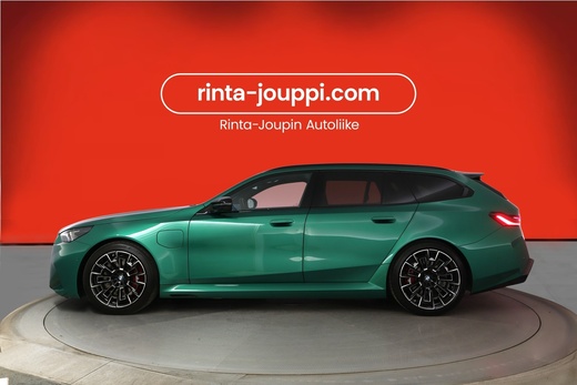 BMW M5 vaihtoauto
