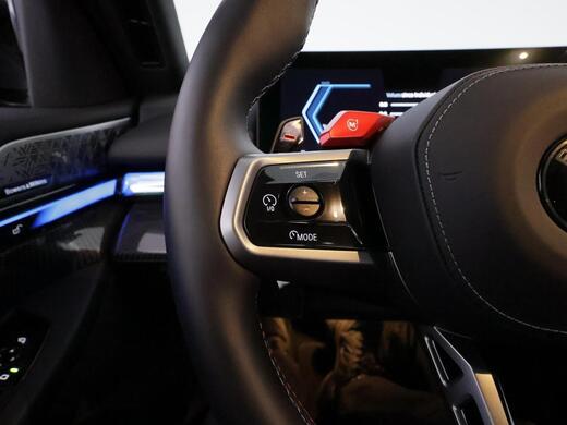 BMW M5 vaihtoauto
