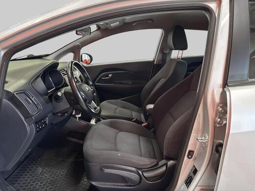 Kia Rio vaihtoauto
