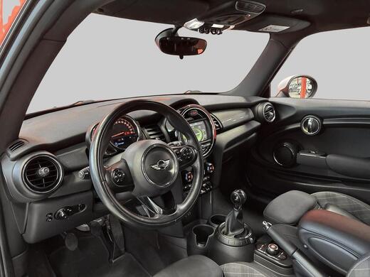 Mini Hatchback vaihtoauto