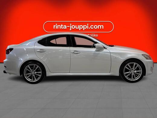 Lexus IS vaihtoauto