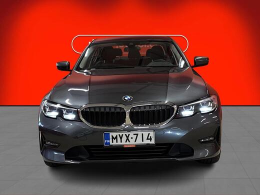 BMW 330 vaihtoauto