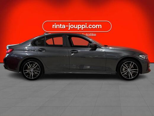 BMW 330 vaihtoauto