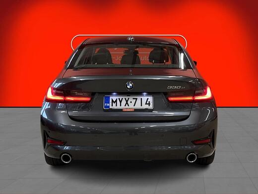 BMW 330 vaihtoauto