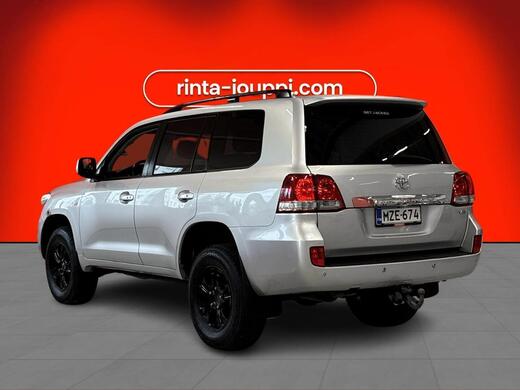 Toyota Land Cruiser vaihtoauto