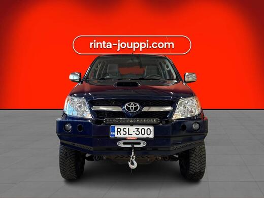 Toyota Hilux vaihtoauto