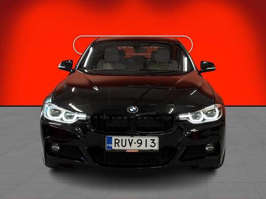 BMW 330 vaihtoauto