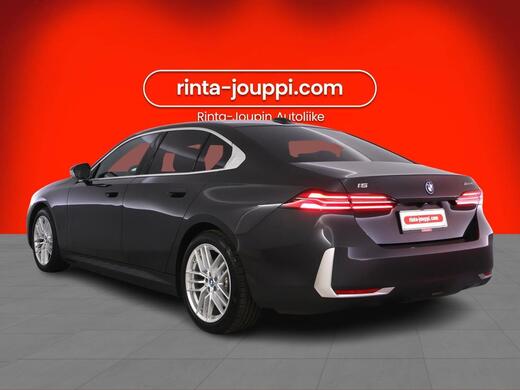 BMW i5 vaihtoauto