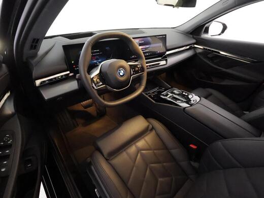 BMW i5 vaihtoauto