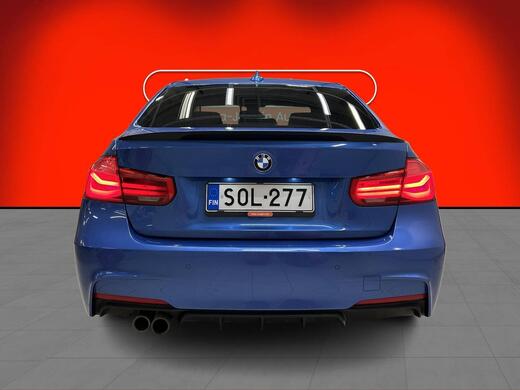 BMW 330 vaihtoauto