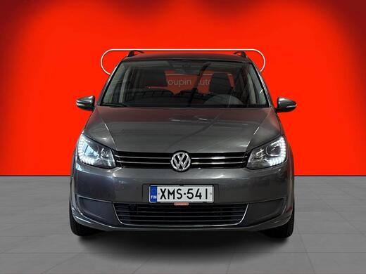 Volkswagen Touran vaihtoauto