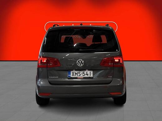 Volkswagen Touran vaihtoauto