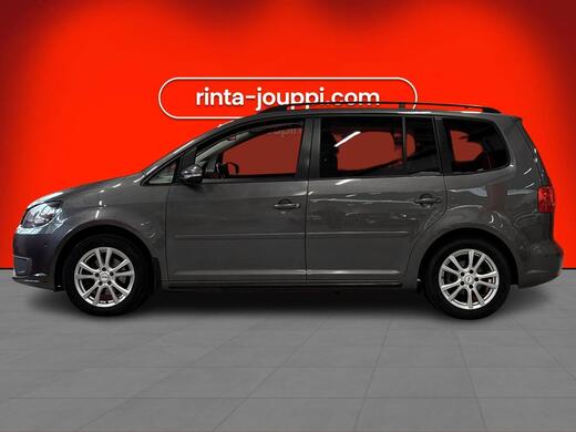 Volkswagen Touran vaihtoauto
