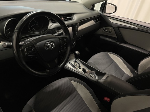 Toyota Avensis vaihtoauto