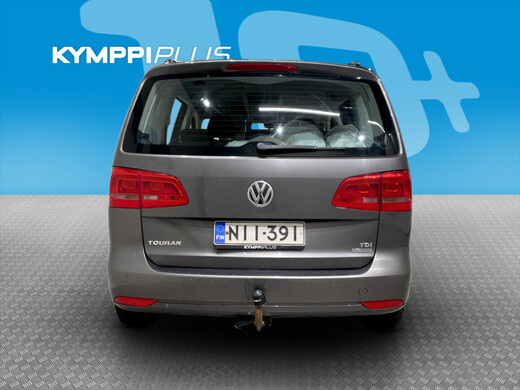 Volkswagen Touran vaihtoauto