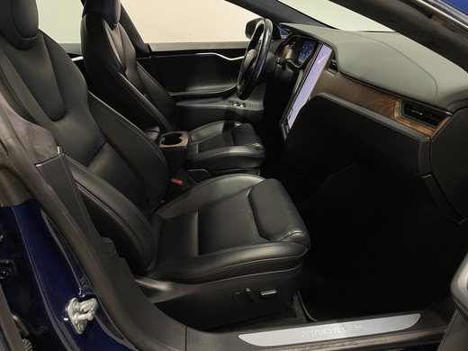 Tesla Model S vaihtoauto