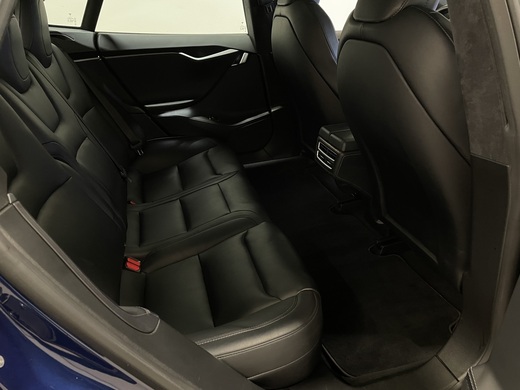 Tesla Model S vaihtoauto