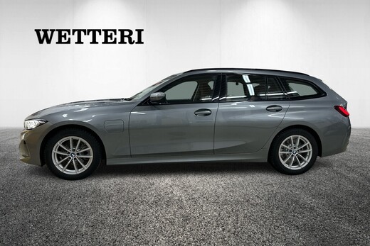 BMW 330 vaihtoauto