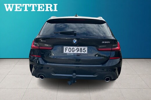 BMW 330 vaihtoauto