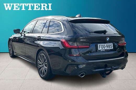 BMW 330 vaihtoauto