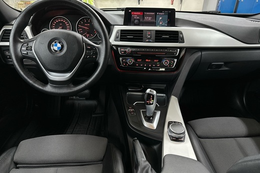 BMW 320 vaihtoauto