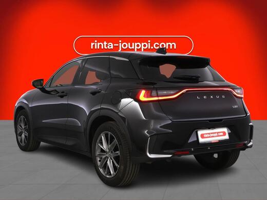 Lexus LBX vaihtoauto