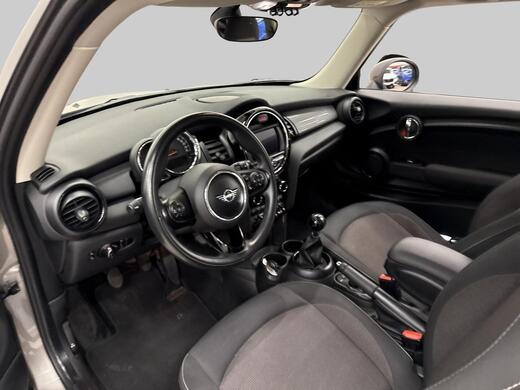 Mini Hatchback vaihtoauto
