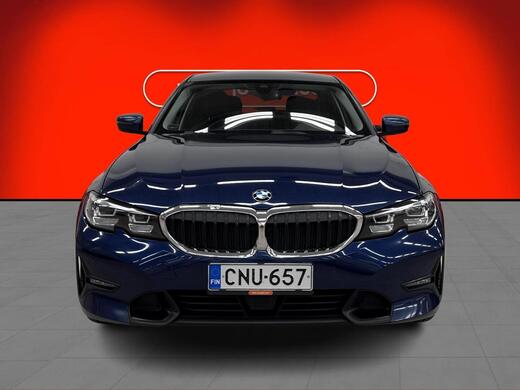BMW 330 vaihtoauto