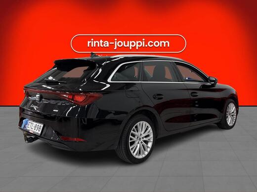 SEAT Leon Sportstourer vaihtoauto