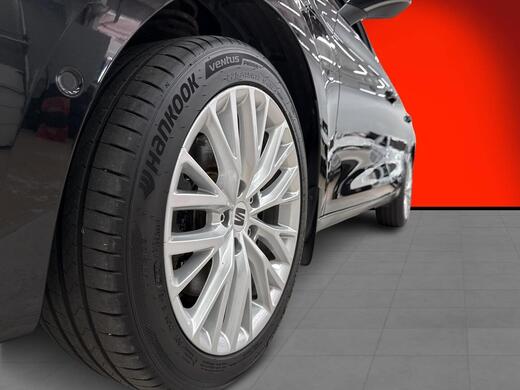 SEAT Leon Sportstourer vaihtoauto